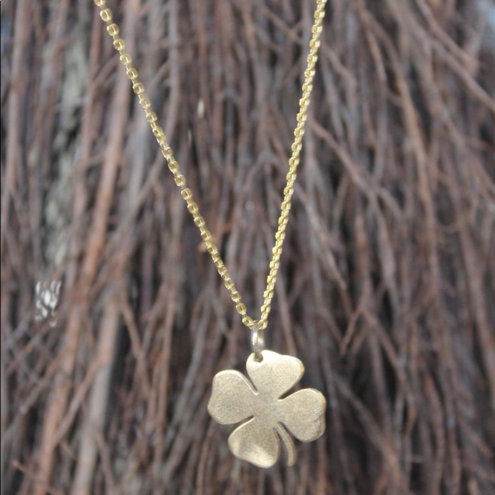 Gold 4 leaf clover necklace - Picture 3 of 6
